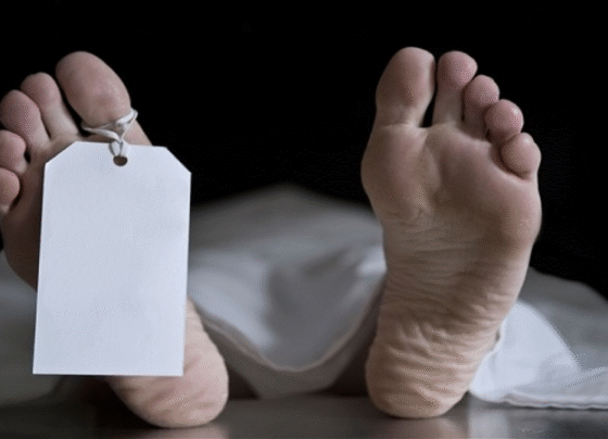 धनबाद में सनसनी: महिला का सड़ा-गला शव 5 दिन तक फ्लैट में रखा, बदबू से हुआ खुलासा |