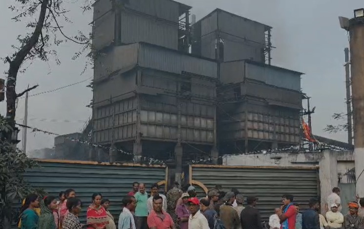 Ramgarh Hesla Plant Accident: फर्नेस ब्लास्ट में तीसरे मजदूर की मौत, 4 की हालत गंभीर