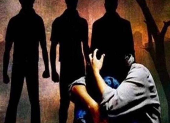 गुमला में दो युवतियों के साथ सामूहिक दुष्कर्म का आरोप, घूमने के बहाने बुलाकर बनाया शिकार