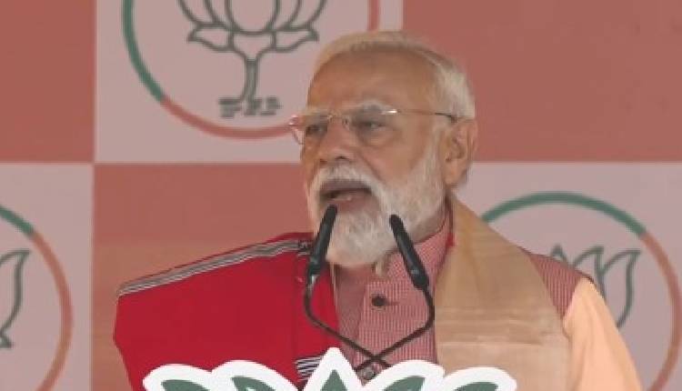 Assam Rally: पीएम मोदी का कांग्रेस पर तीखा हमला, ‘हार का शतक’ बयान से गरमाई राजनीति |