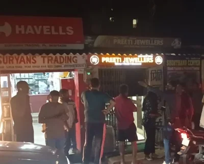 BREAKING: रांची ज्वेलर्स लूटकांड का 12 घंटे में खुलासा! 3 आरोपी हथियार समेत गिरफ्तार
