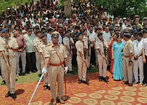 पूर्व विधायक माधव लाल सिंह को राजकीय सम्मान के साथ अंतिम विदाई, हजारों लोगों ने दी श्रद्धांजलि