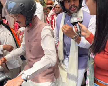 रांची दौरे पर केंद्रीय मंत्री राम मोहन नायडू, स्कूटी से शहर भ्रमण कर लोगों से की मुलाकात
