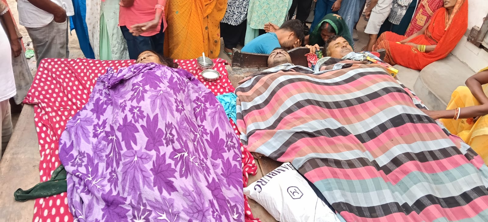 हजारीबाग में दर्दनाक हादसा: महुआ शराब बनाने के दौरान जहरीली गैस से एक ही परिवार के 3 लोगों की मौत